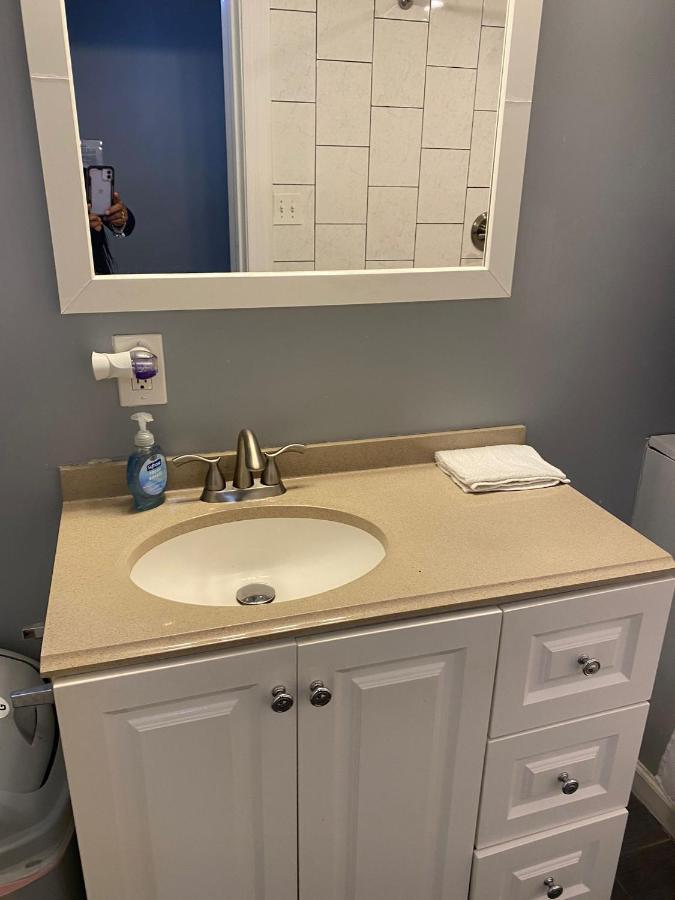 Clover 2900 - Apartment And Rooms With Private Bathroom Near Washington Ave South Philly Philadelphie Extérieur photo