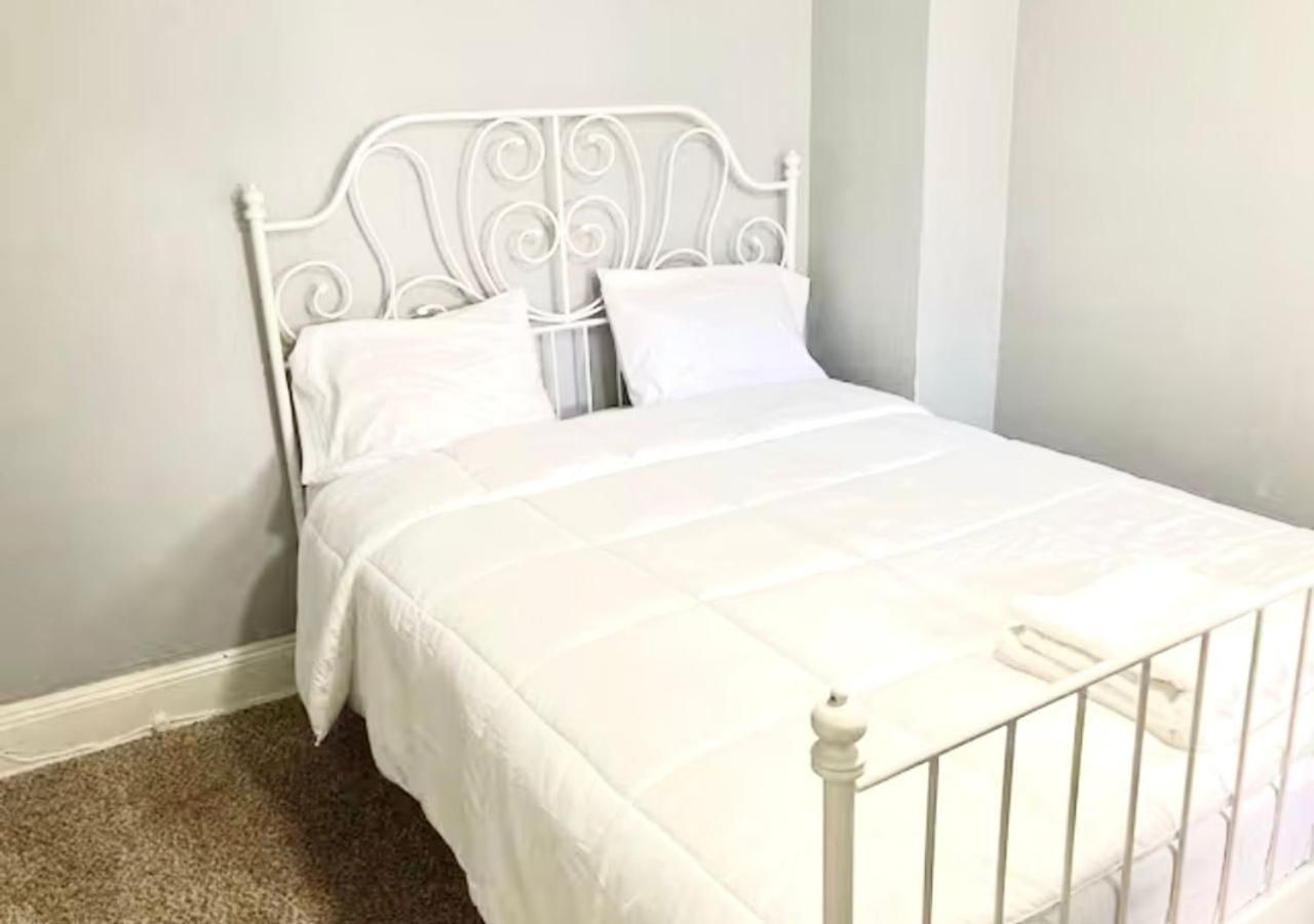 Clover 2900 - Apartment And Rooms With Private Bathroom Near Washington Ave South Philly Philadelphie Extérieur photo