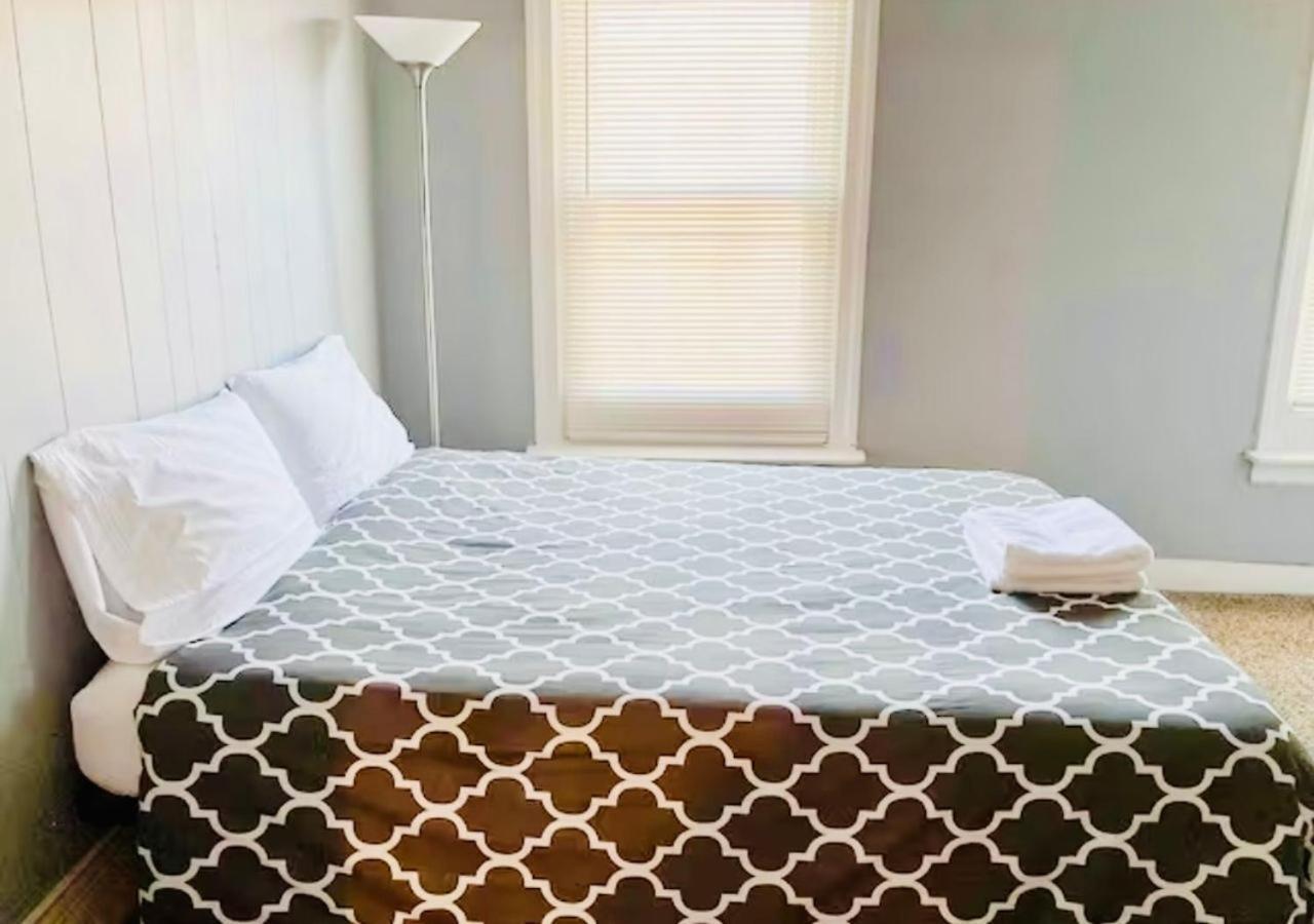 Clover 2900 - Apartment And Rooms With Private Bathroom Near Washington Ave South Philly Philadelphie Extérieur photo
