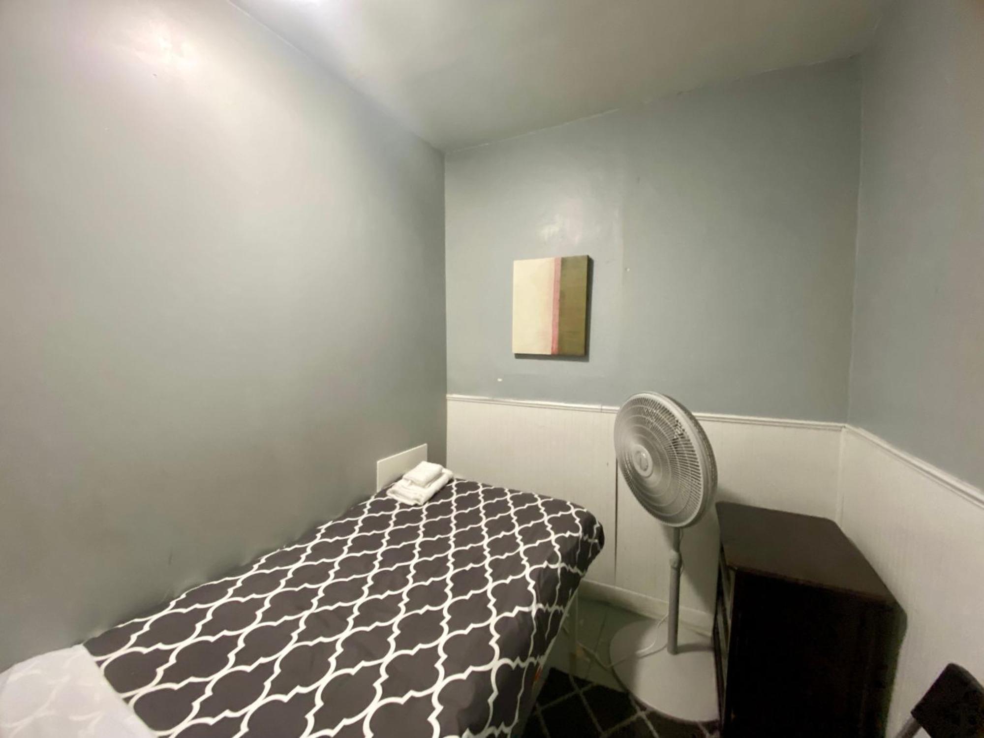 Clover 2900 - Apartment And Rooms With Private Bathroom Near Washington Ave South Philly Philadelphie Extérieur photo